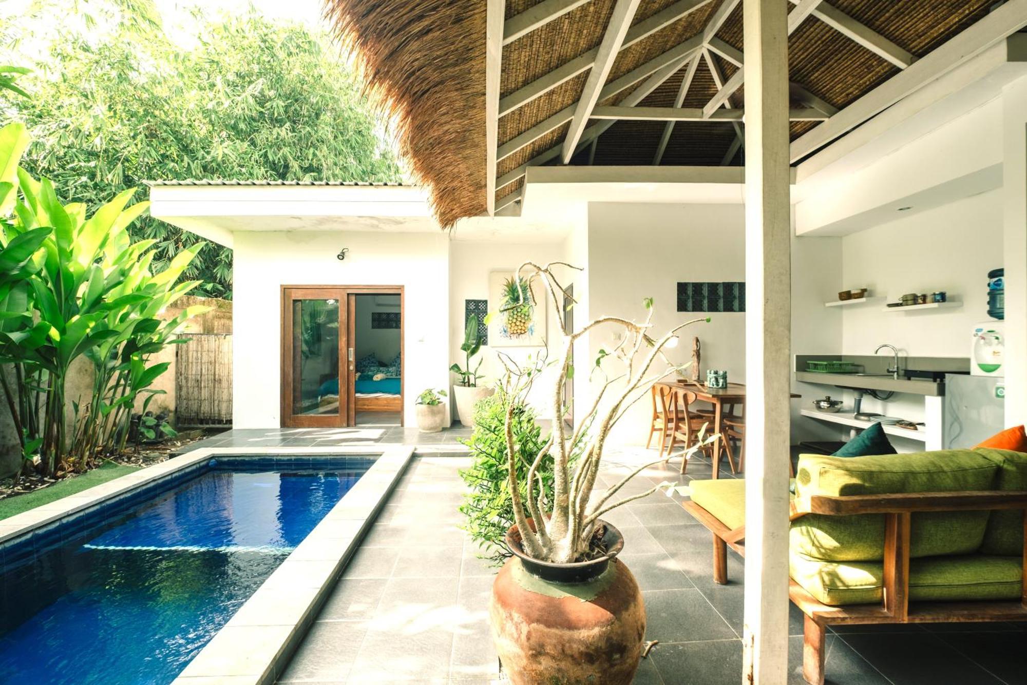 Mewali Villa'S Kuta  Exterior foto