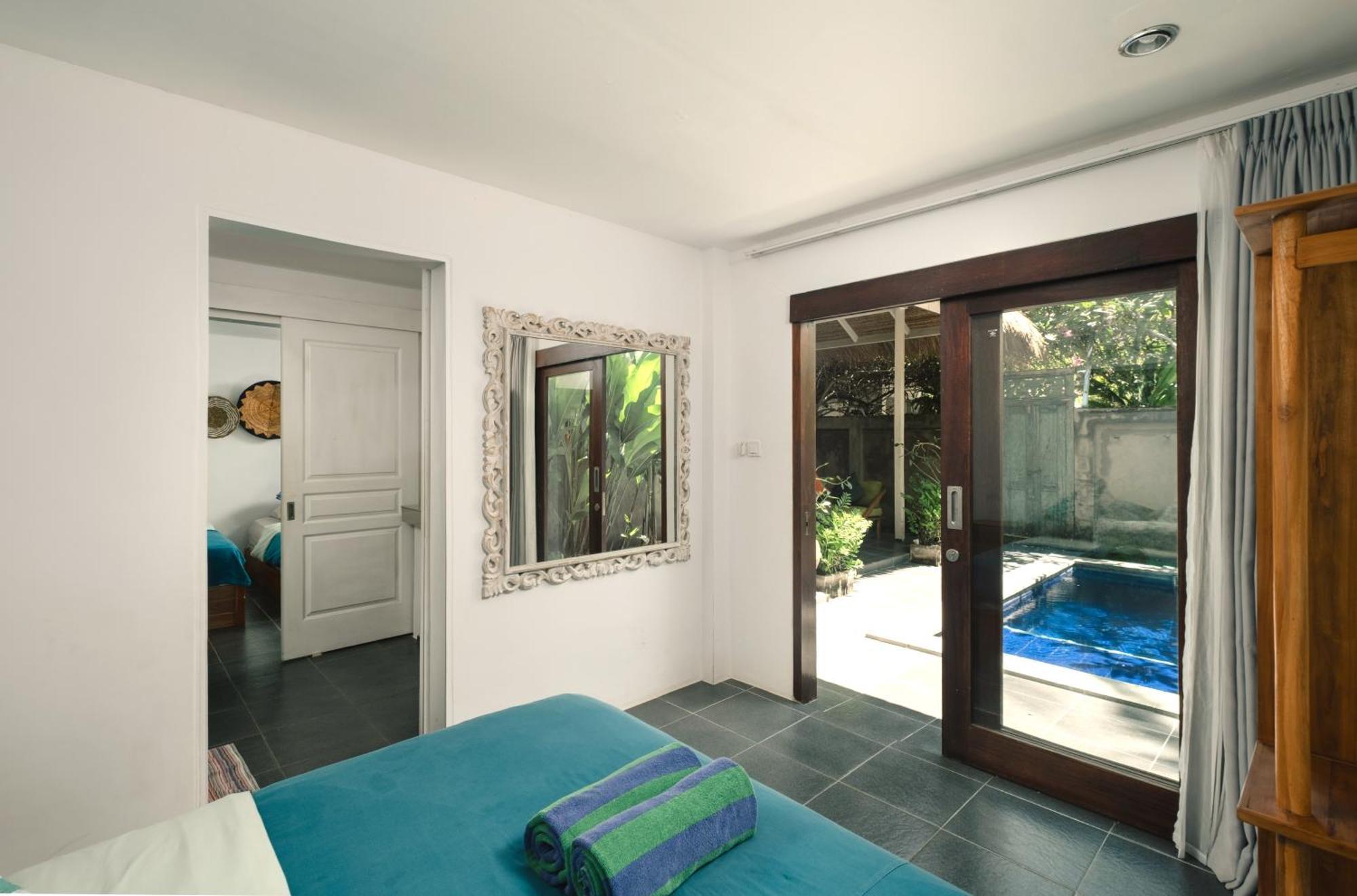 Mewali Villa'S Kuta  Exterior foto